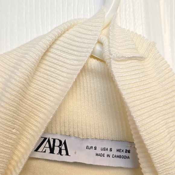 Zara White Crew Neck Sweater with Subtle Texture - Picture 2 of 7